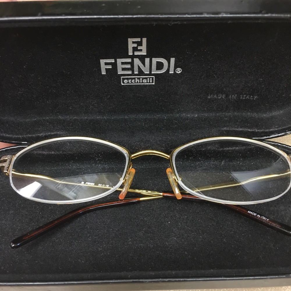 FENDI eyeglasses